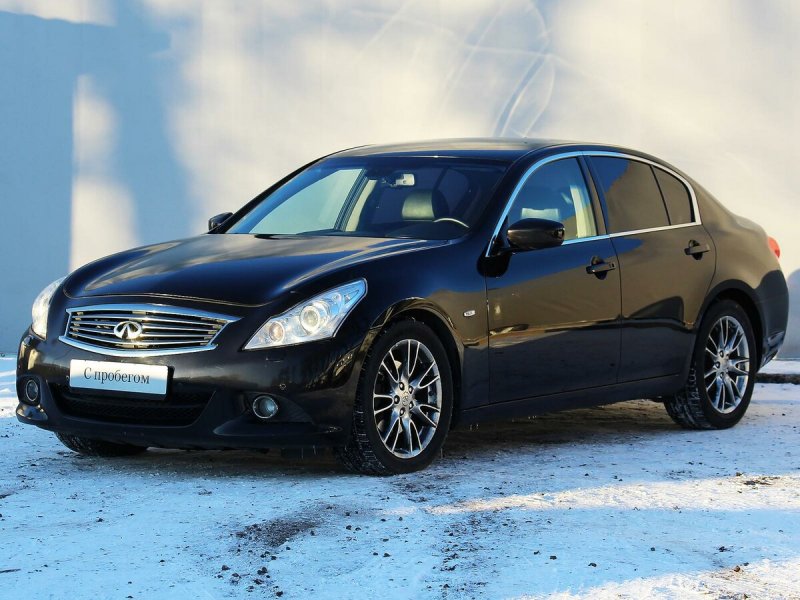 Infiniti g25 седан