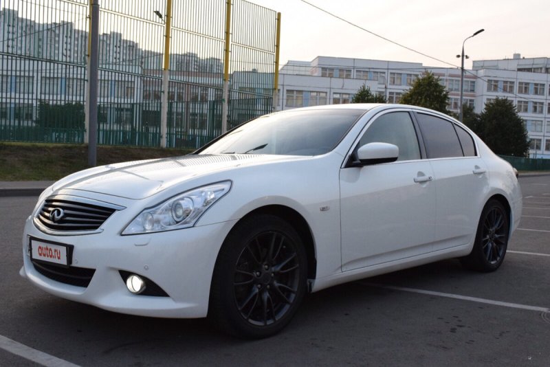 Infiniti g25 2007