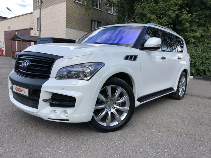 Infiniti qx80 i 2013