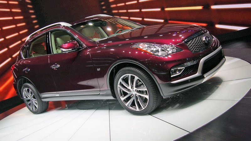 Infiniti qx50 Red