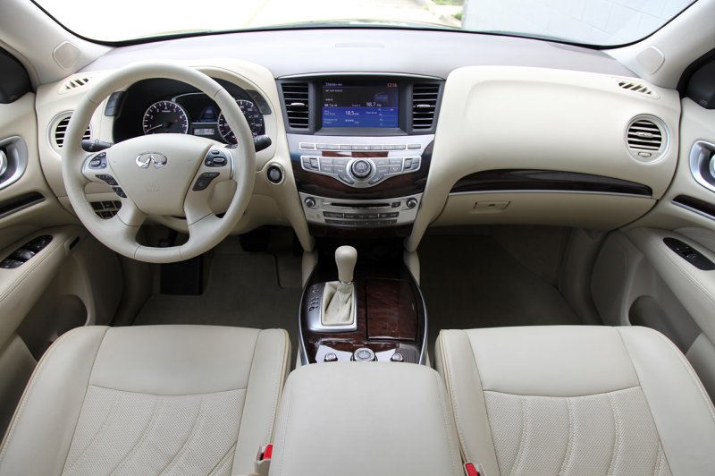 Infiniti qx35 2013