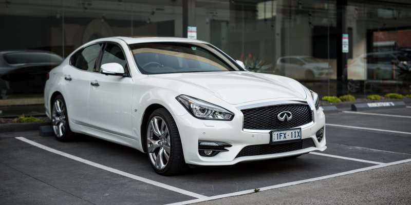 Infiniti q70 2020