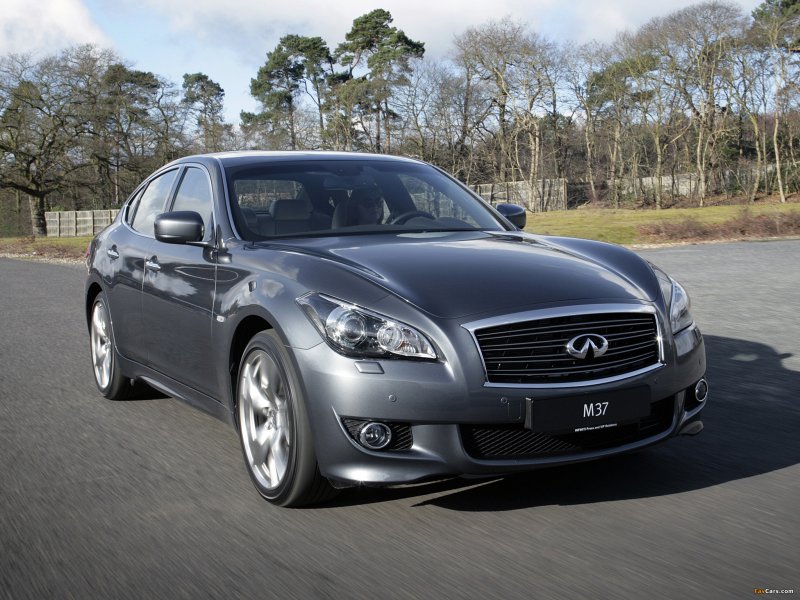 Infiniti q70 2010