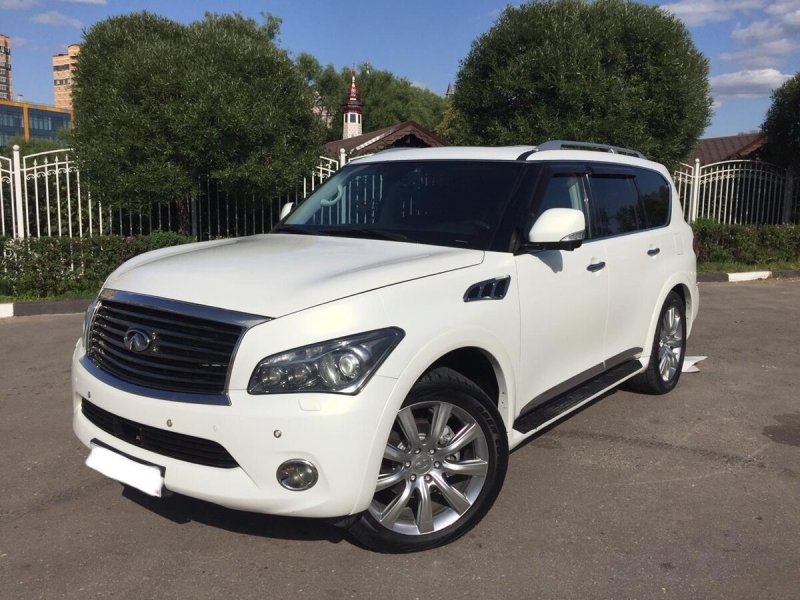 Infiniti qx56 II, 2012