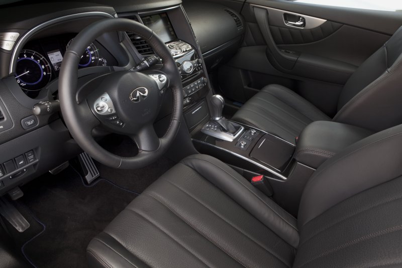 Infiniti fx35 салон