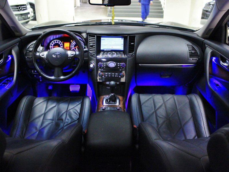 Infiniti fx37 Interior