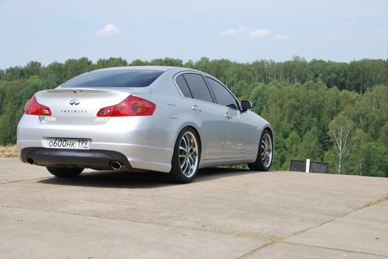 Infiniti g35 v35 sedan