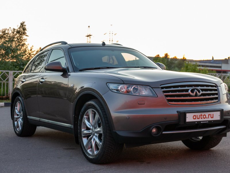 Infiniti FX I (s50)