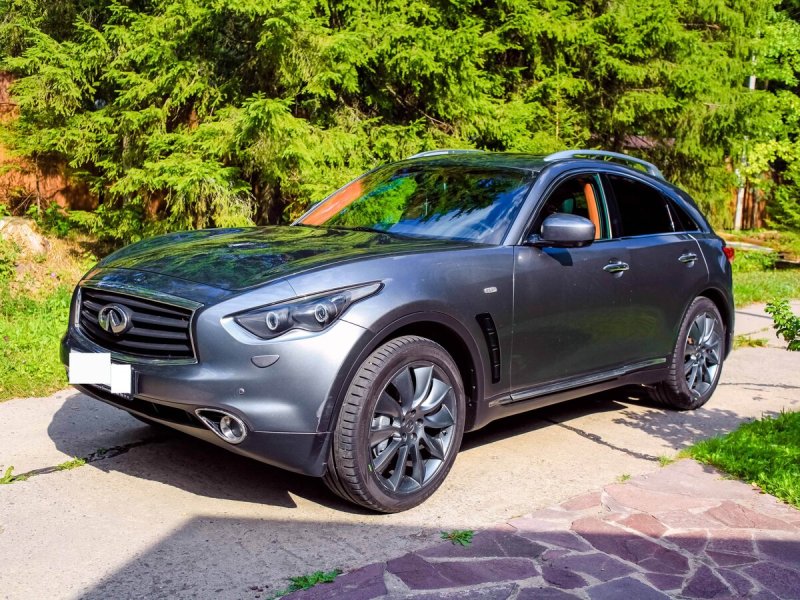 Infiniti fx37