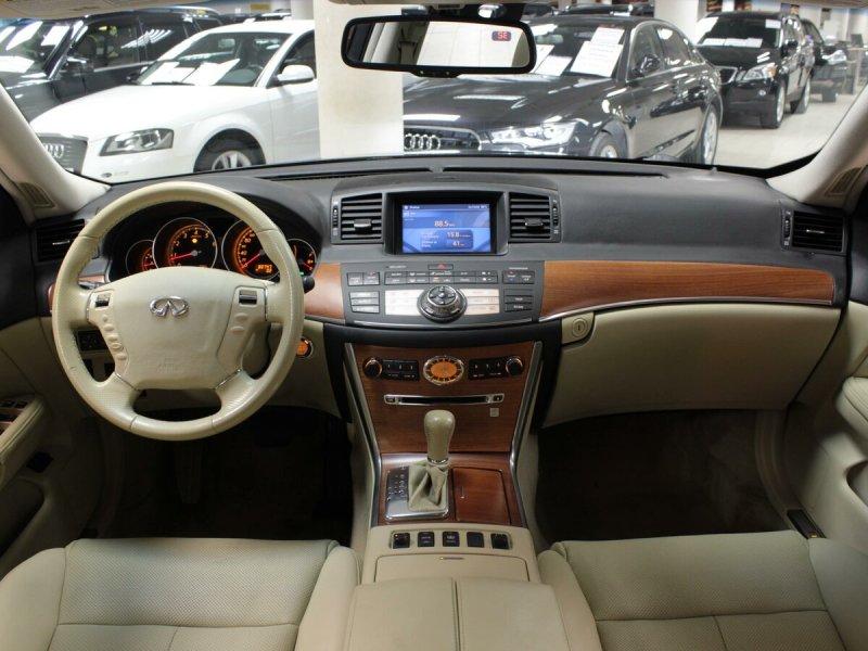 Infiniti m35 салон