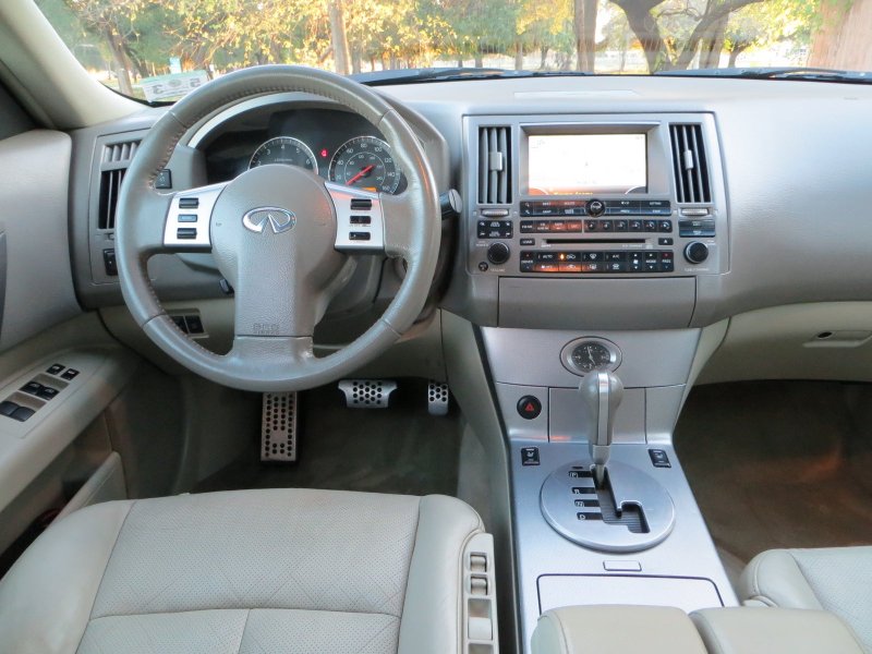 Infiniti fx35 2003