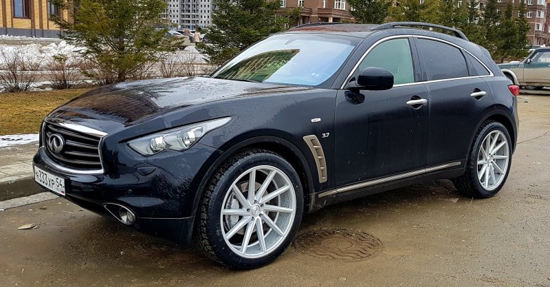 Infiniti qx70 r22