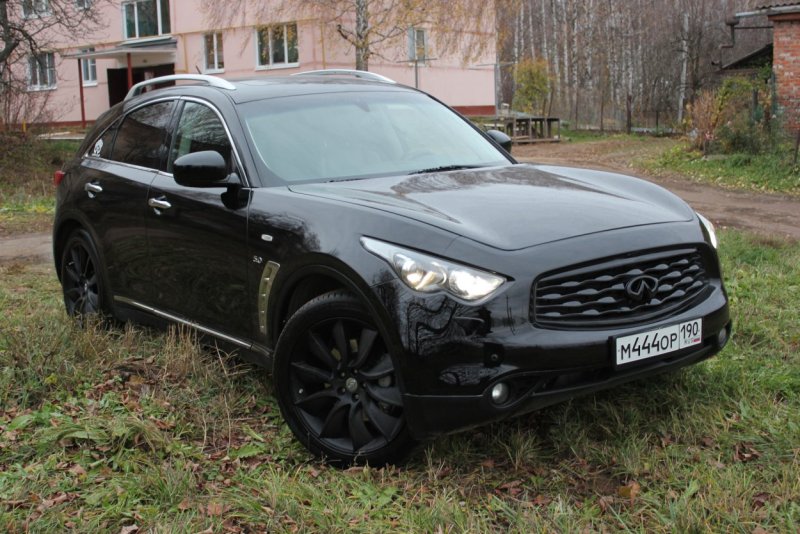 Infiniti FX drive2