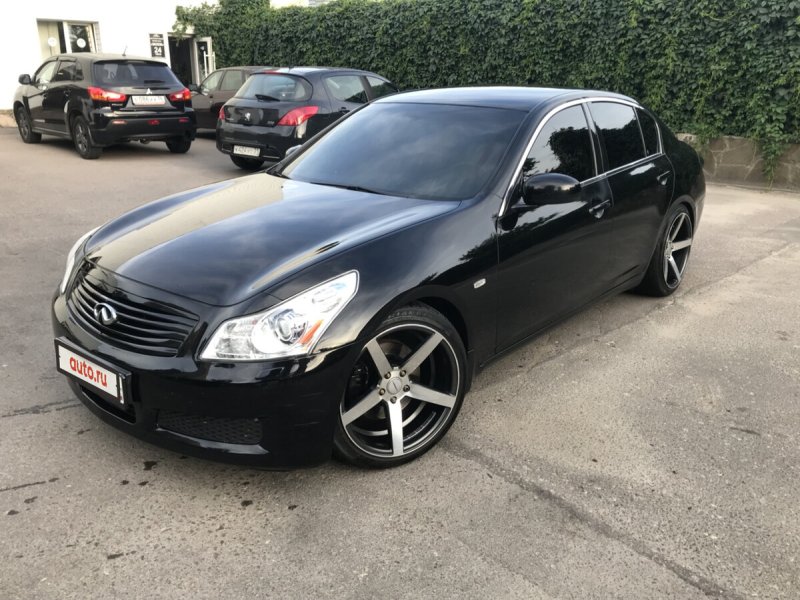 Infiniti g35 r18