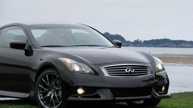 Infiniti g37 купе 2010