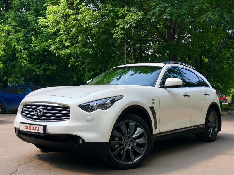 Infiniti FX s51 белый