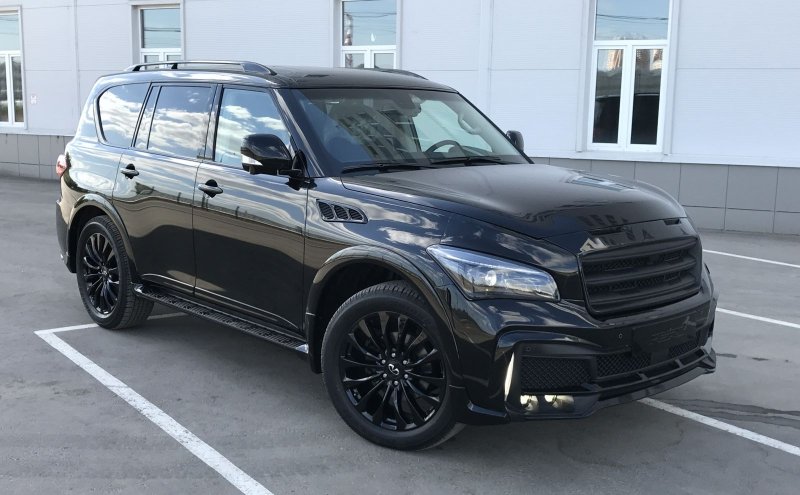 Infiniti qx80 черный