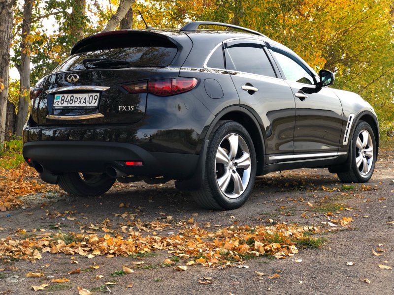 Infiniti FX (2g)