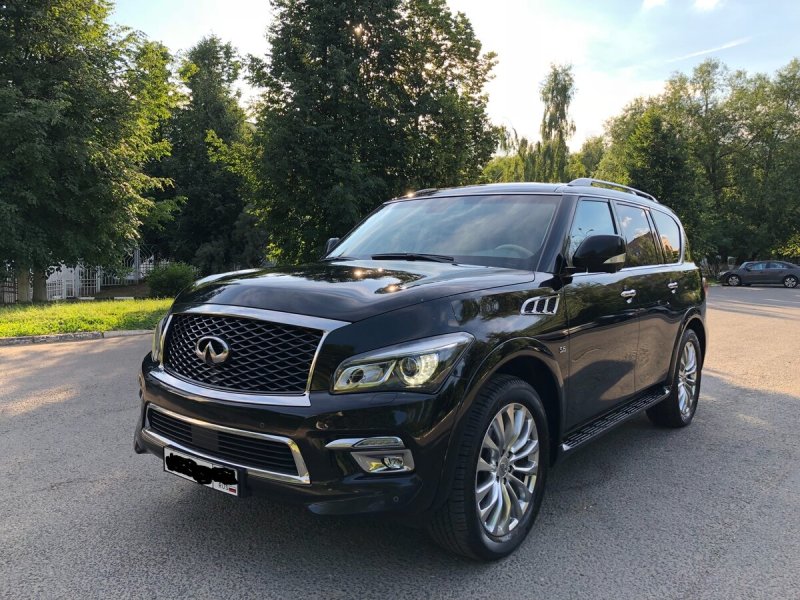 Infiniti джип qx80