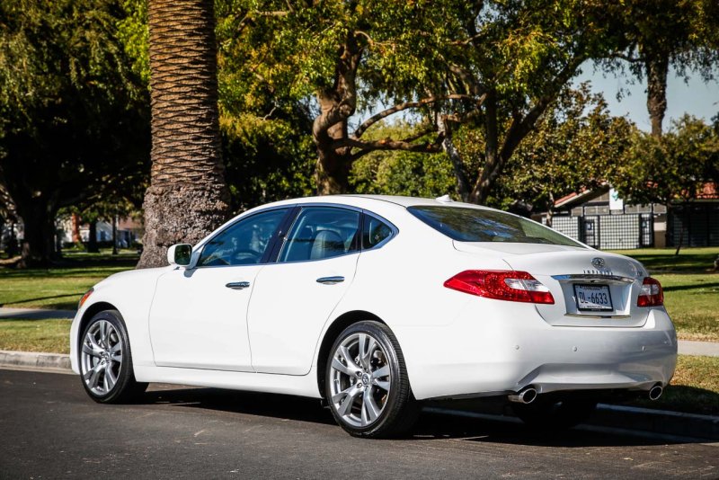 Infiniti m37 2017