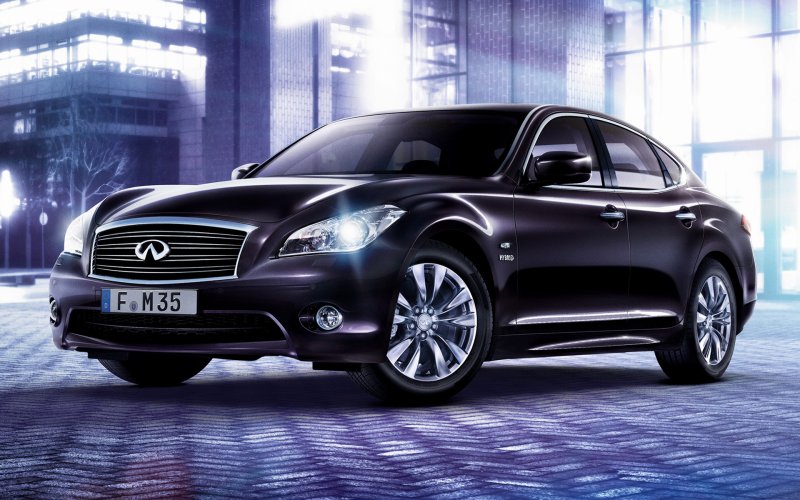 Infiniti q70 (m35)