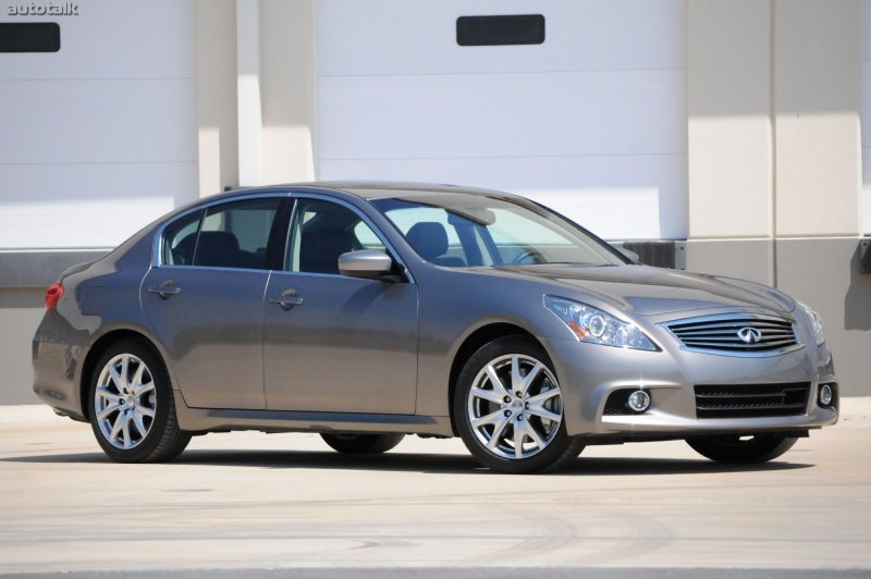 Infiniti g37 sedan