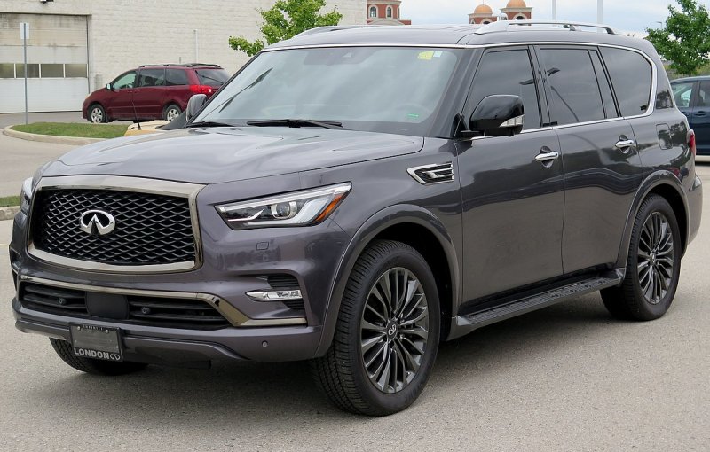 Lexus lx570 и Infiniti qx80