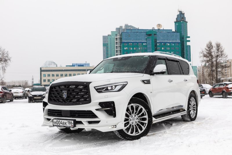 Infiniti qx80 2021 larte Design