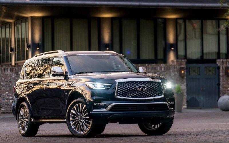 Infiniti qx80 зеленый