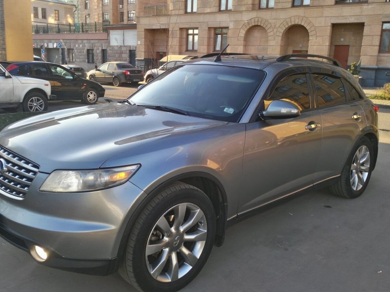 Infiniti fx35 2004