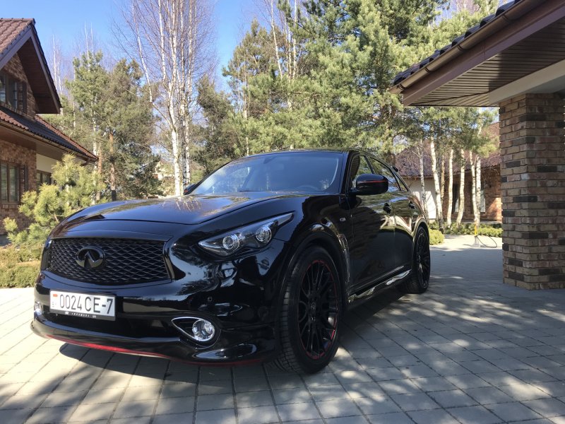 Infiniti FX (2g)