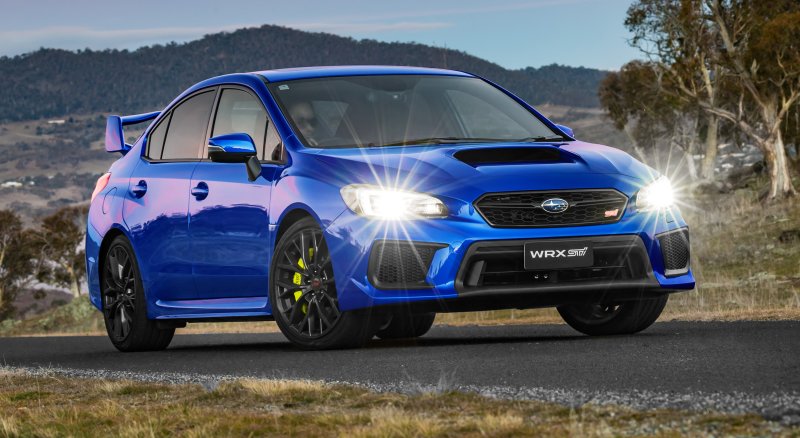 Субару WRX STI 2018