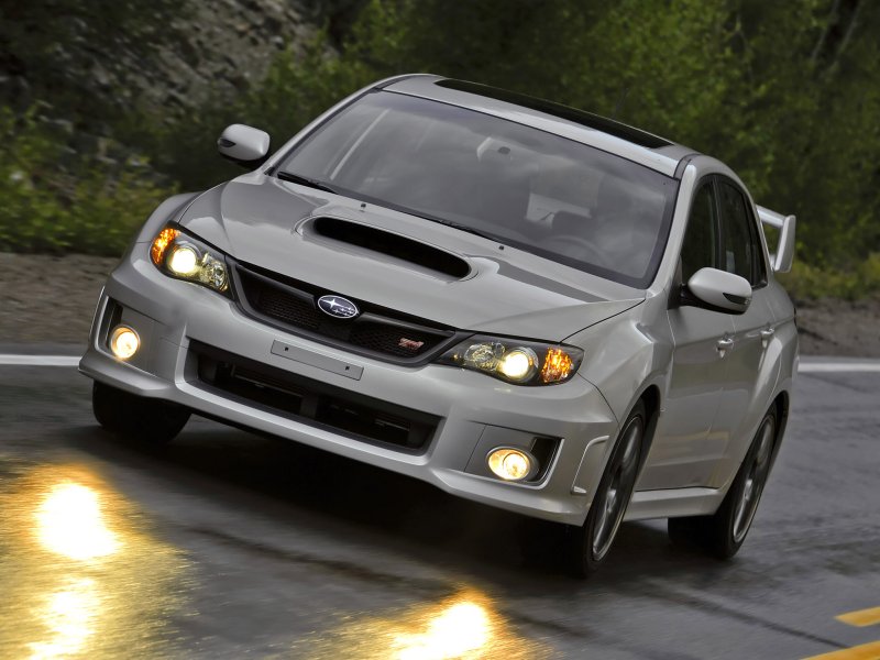 Субару Импреза WRX STI 2011