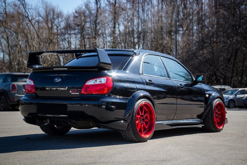 Субару Импреза WRX STI