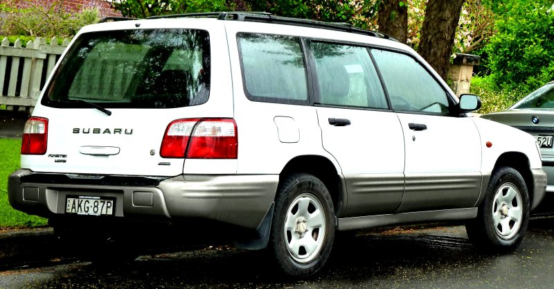 Subaru Forester 2000