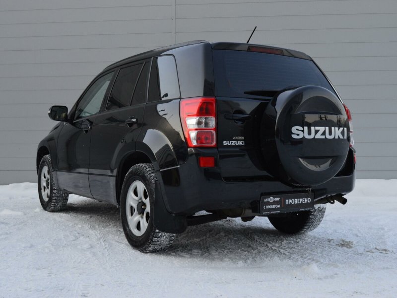 Suzuki Grand Vitara III черный