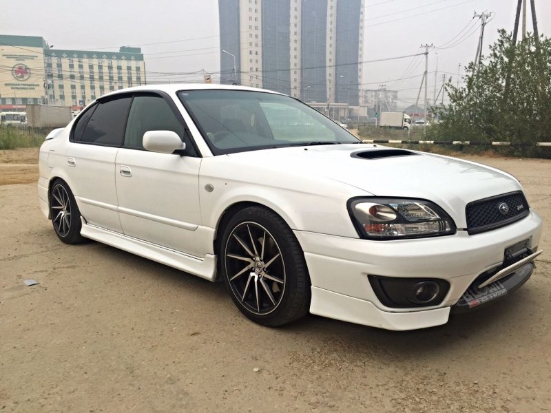 Subaru Legacy b4