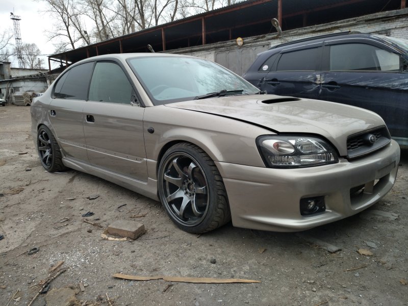 Subaru Legacy b4 1998