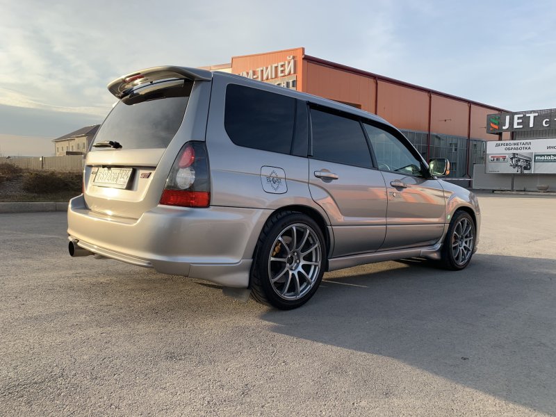 Subaru Forester sg5 Рестайлинг