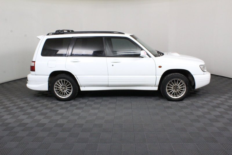 Subaru Forester 2000