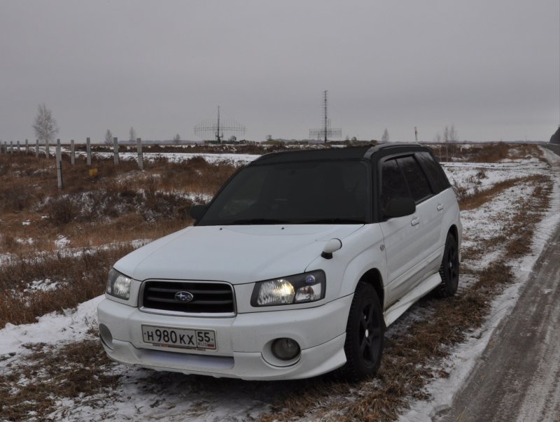 Subaru Forester sg5 2007 белый