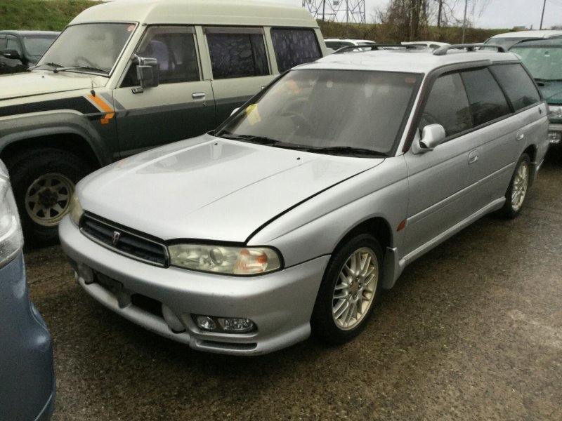 Subaru Legacy bg5 белая