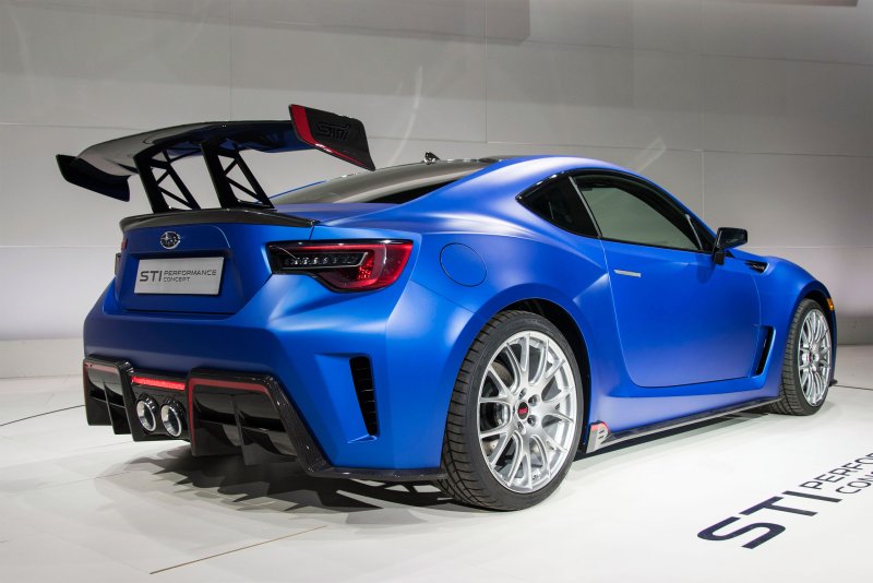 Спортивная Subaru BRZ