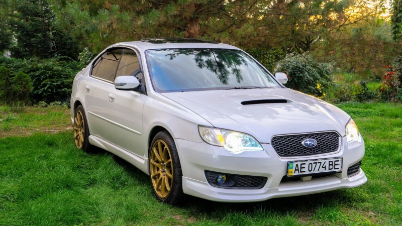 Subaru Legacy b6 2003