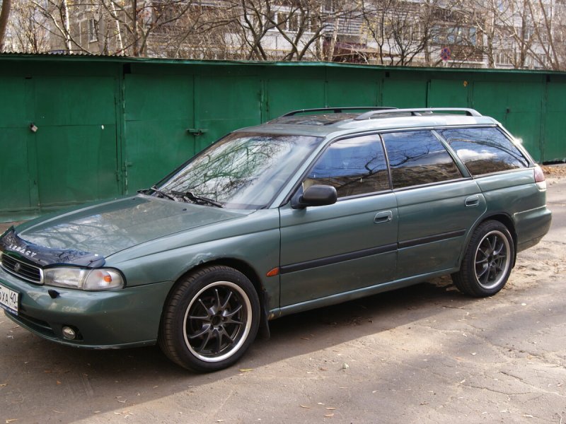 Subaru Legacy 1995 универсал
