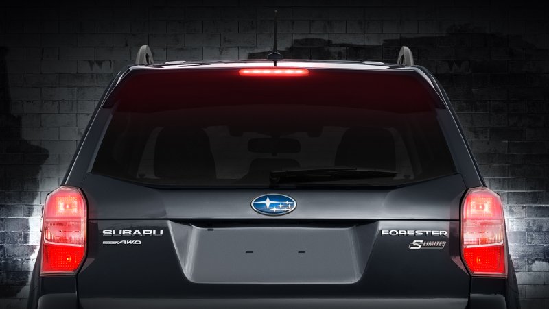Subaru Forester сзади