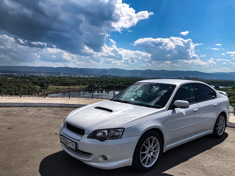 Subaru Legacy bl5 White