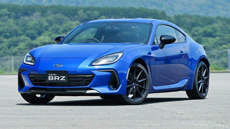 Subaru BRZ И Toyota gt 86