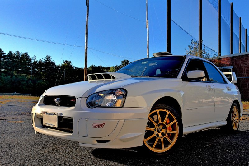 Subaru Impreza WRX STI 2004 белая