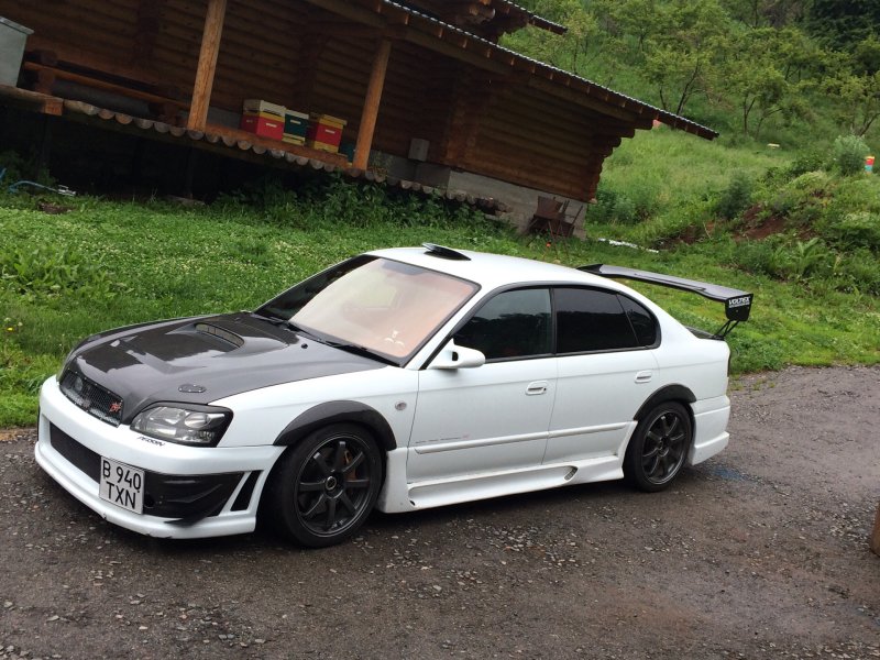 Субару Legacy b4